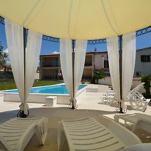 Kaštel Gasthof